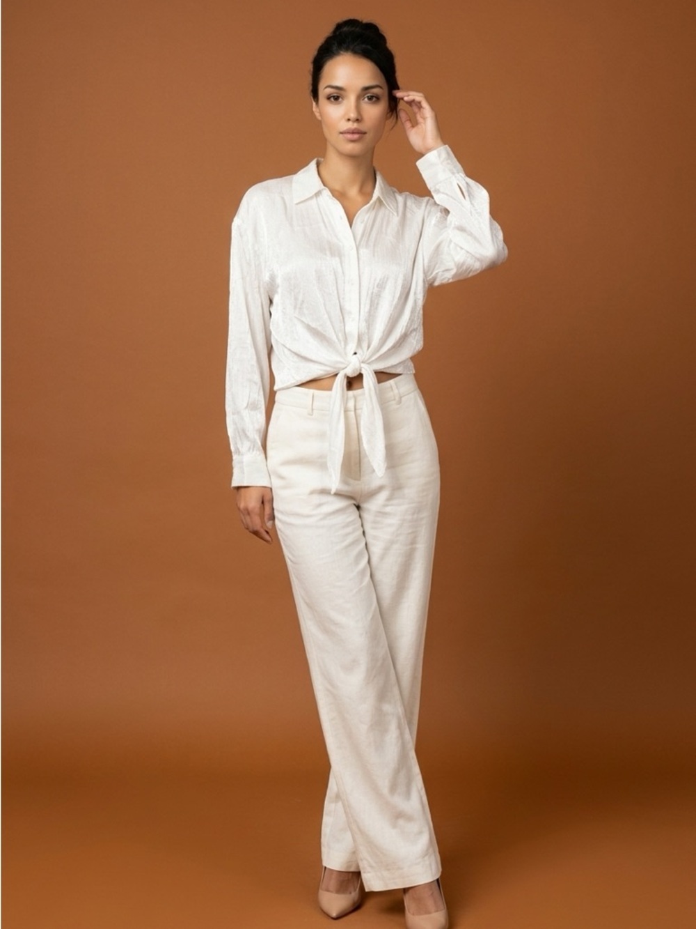Gianni Bini Tie Front Long~ Sleeve Top